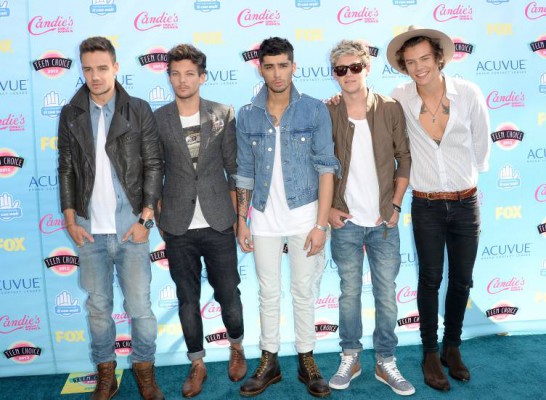 teen-choice-awards-2013-one-direction-red-carpet-getty(1)__big