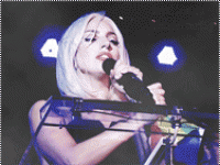 Музыка — это то, что позволяет мне оставаться настолько странной, какой я являюсь.P.S.Gaga