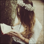 book-brown-hair-fashion-flower-crown-Favim