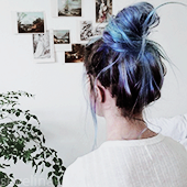 blue-hair-colored-hair-dyed-hair-girl-favim-com-4318095