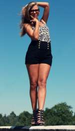 y_900fe1a4-d3e350b64e788193e443fffec9db684b211a4986